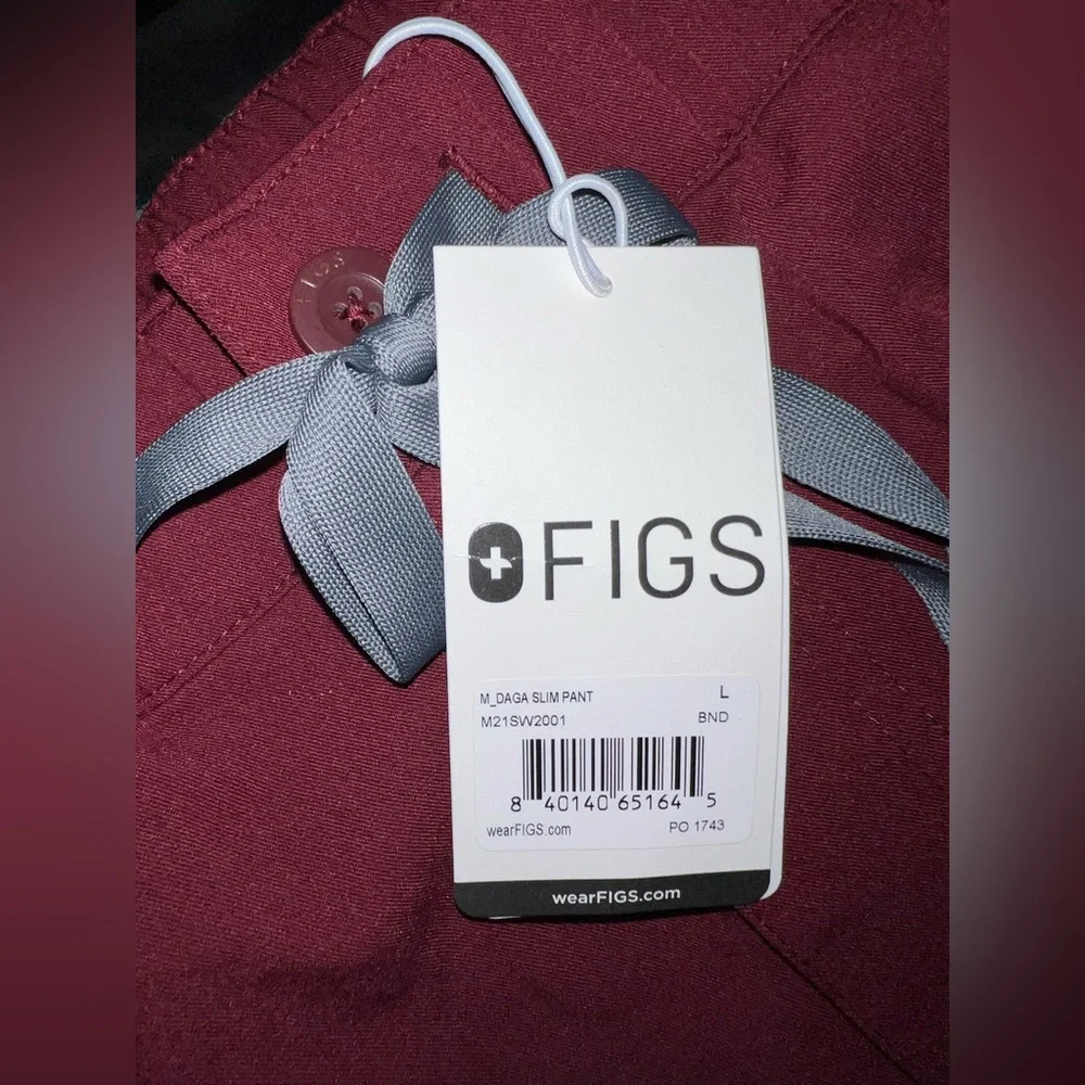 Figs Daga Slim Pant in Burgundy Size Large New with tag